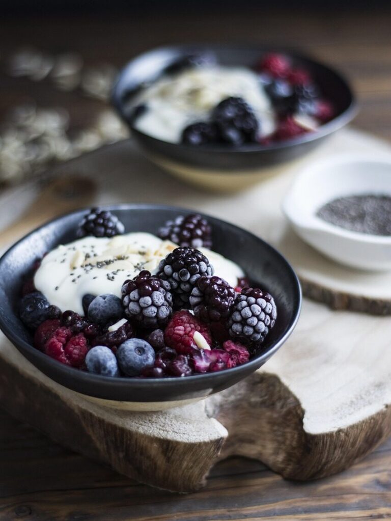 breakfast, dessert, yoghurt, delicious, berries, jagoda, meal, in the morning, vitamins, ripe, fit, blackberries, raspberries, chia, almonds, diet, healthy, organic, frozen, food, vegetarian, breakfast, breakfast, breakfast, dessert, dessert, dessert, yoghurt, yoghurt, fit, diet, diet, diet, diet, diet, food