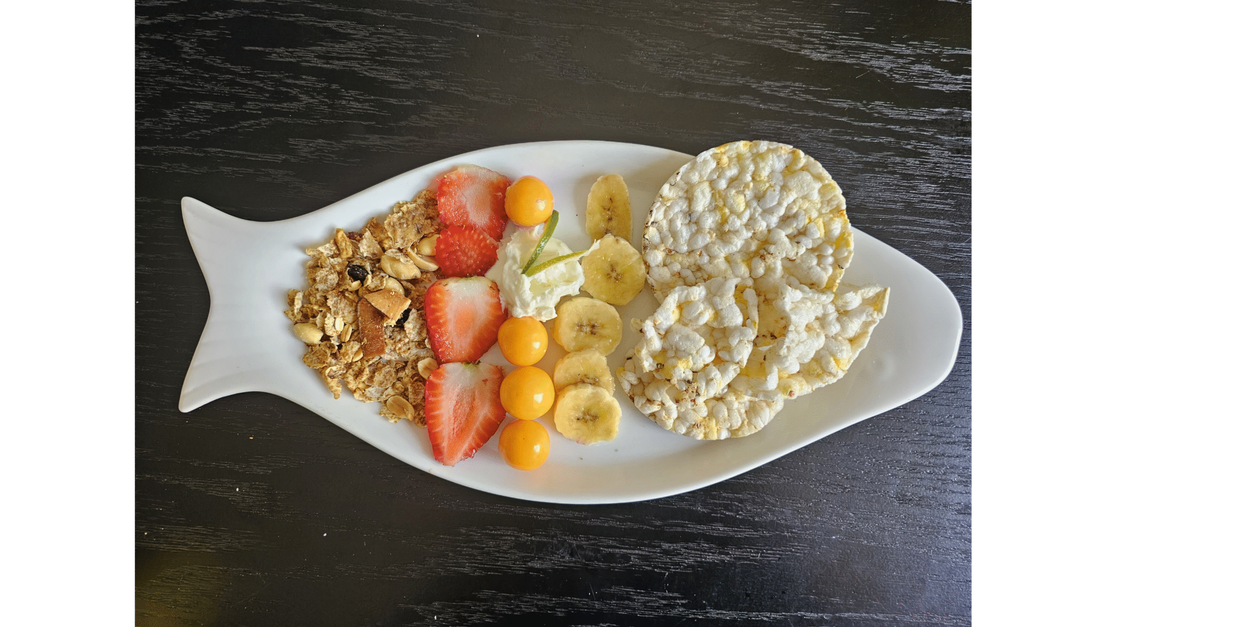 Hamburguesa con salsa de remolacha, aceitunas y mayonesa sabor que se saborea (10)