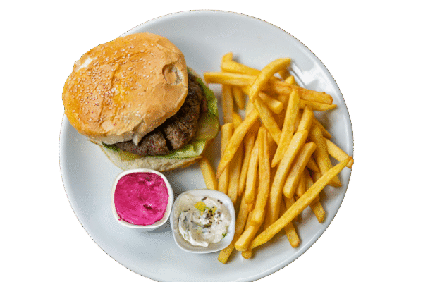 Hamburguesa con salsa de remolacha, aceitunas y mayonesa sabor que se saborea (20)